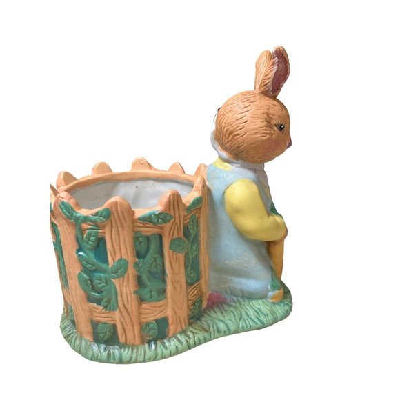 Vintage Easter Bunny Rabbit Figurine Planter - Picture 4 of 11